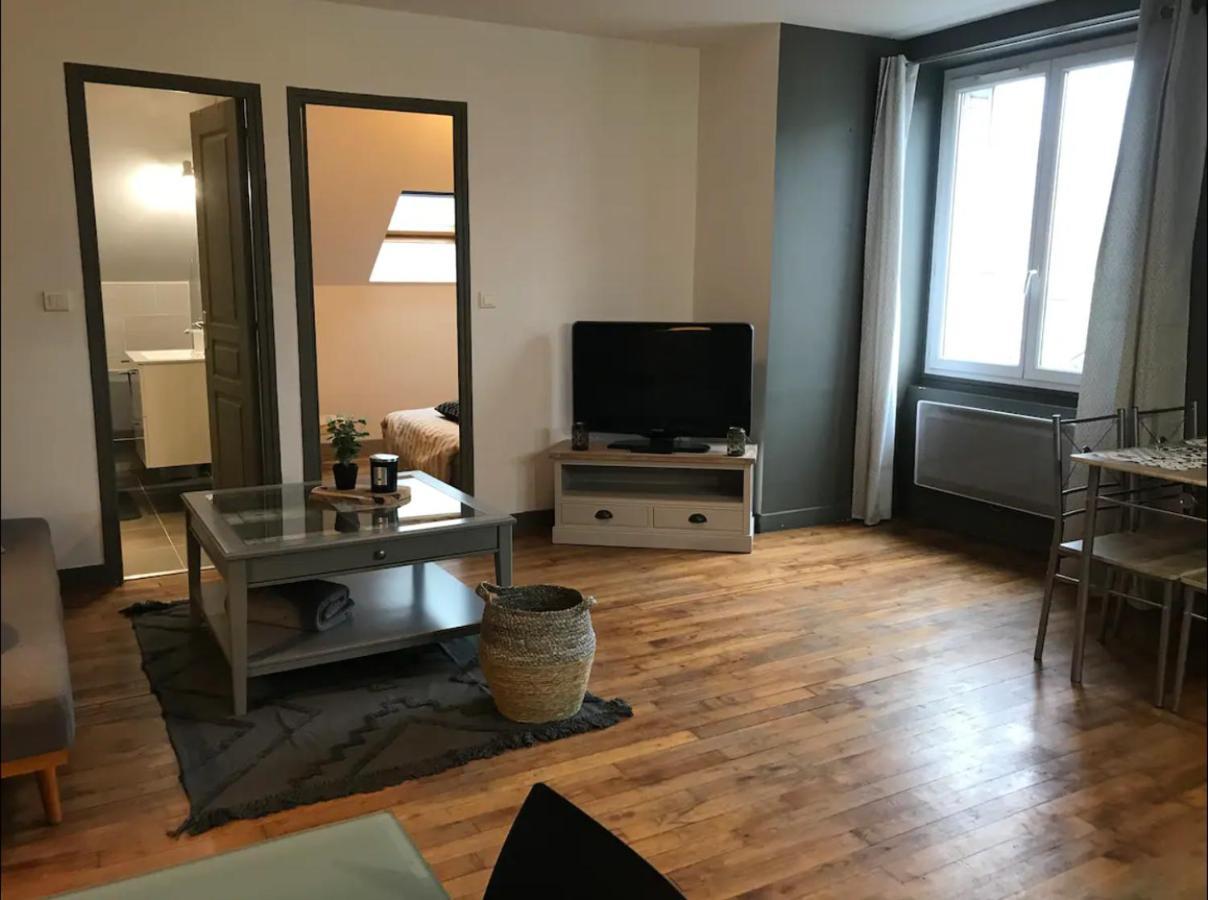 Logement à Brive proche du centre-ville et de la gare avec Netflix internet fibre et Stationnement gratuit Brive-la-Gaillarde Exterior foto