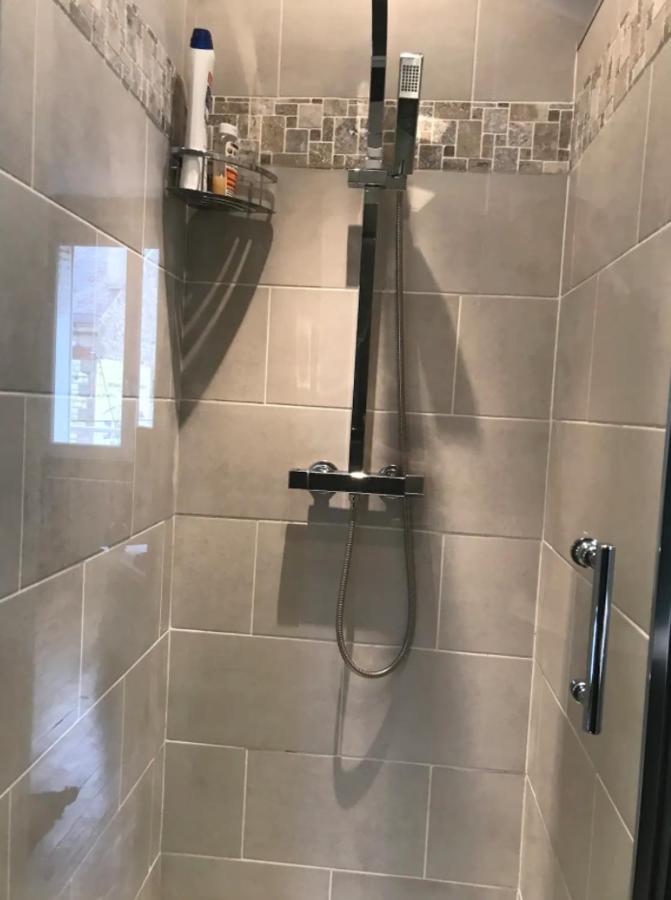 Logement à Brive proche du centre-ville et de la gare avec Netflix internet fibre et Stationnement gratuit Brive-la-Gaillarde Exterior foto